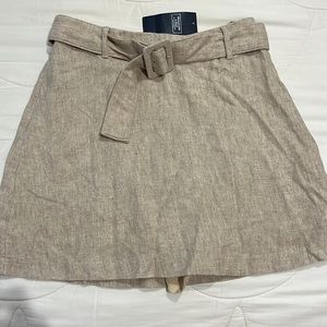Never worn Abercrombie linen mini skirt